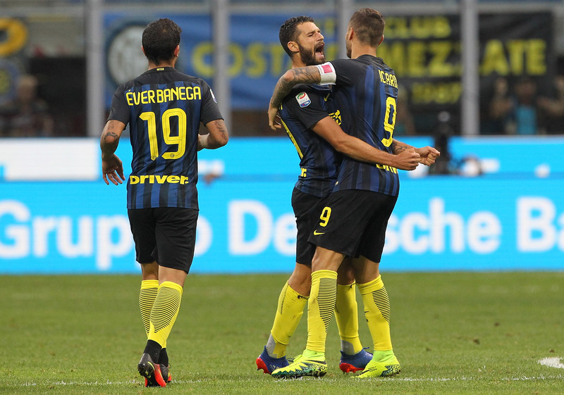 Mauro Icardi e Antonio Candreva festeggiano il gol del pareggio contro il Palermo, foto: inter.it