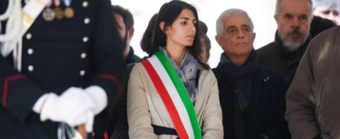 Virginia Raggi a Milano ai funerali di Dario Fo, Sabato 15 Ottobre