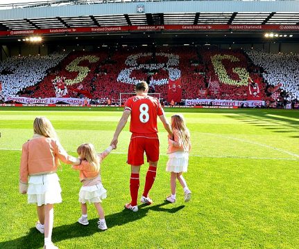 L'ultimo saluto della Kop. (Liverpool FC, via Getty Images)