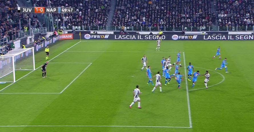 Serie A 11° turno: Un grande "assist" di Faouzi Ghoulam per Leonardo Bonucci in Juventus-Napoli