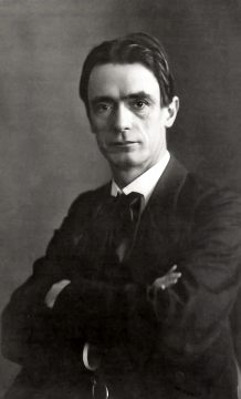 Immagine di Rudolf Steiner nel 1905.