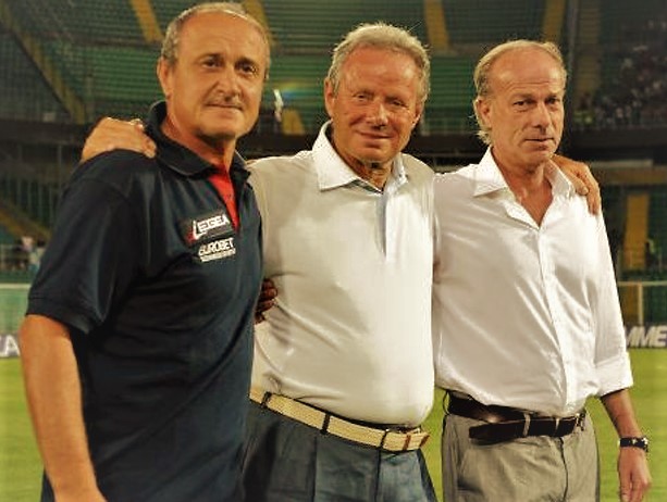 Delio Rossi, Maurizio Zamparini e Walter Sabatini in posa allo stadio Renzo Barbera di Palermo